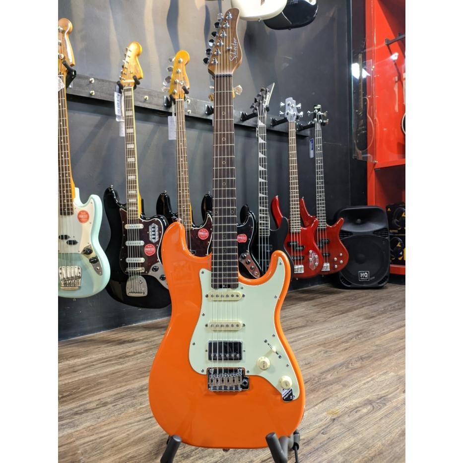 SCHECTER NICK JOHNSTON TRADITIONAL HSS ELECTRIC GUITAR, GITAR ELEKTRIK