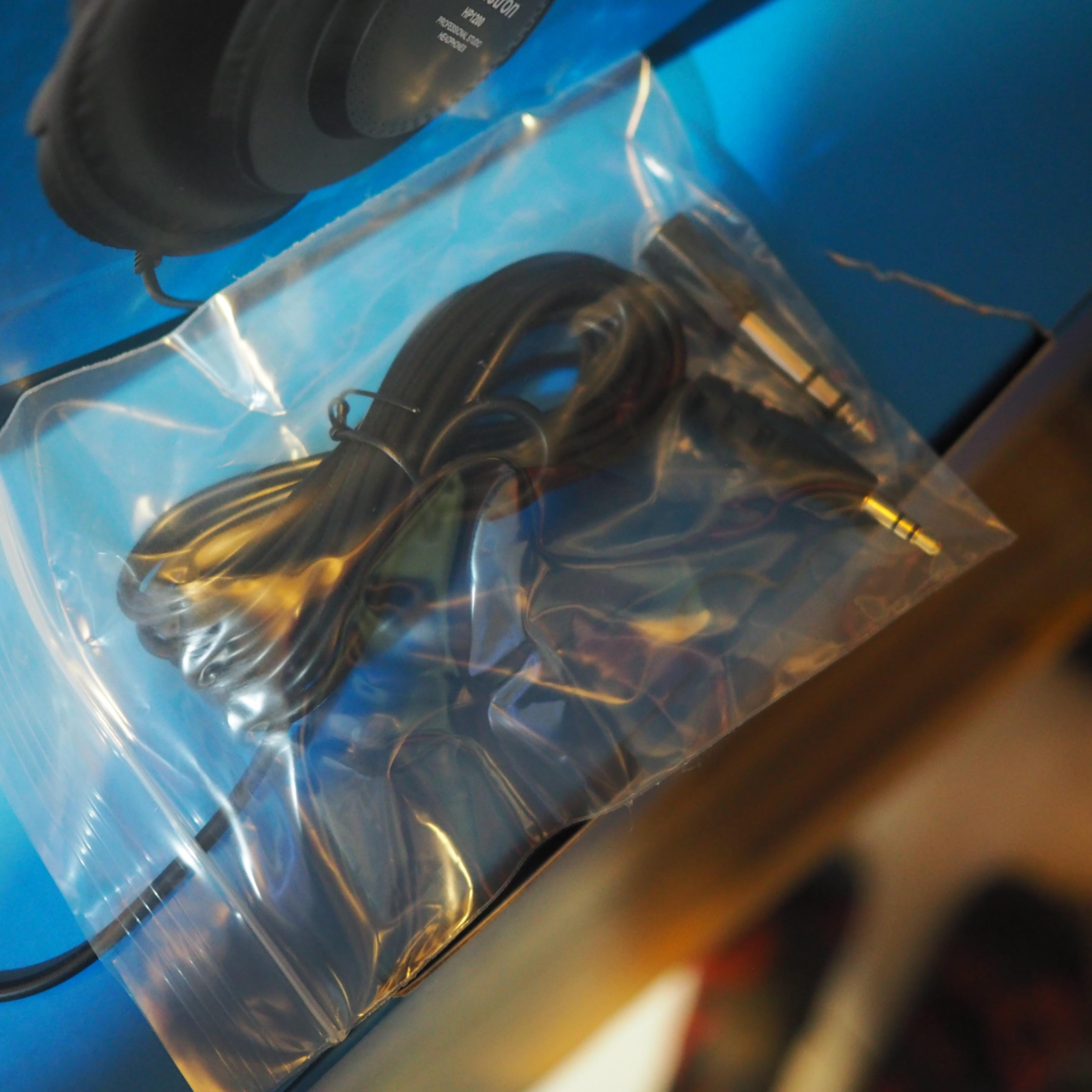 ALCTRON HP1200 Professional Headphone Monitoring | HP 1200 DJ Studio