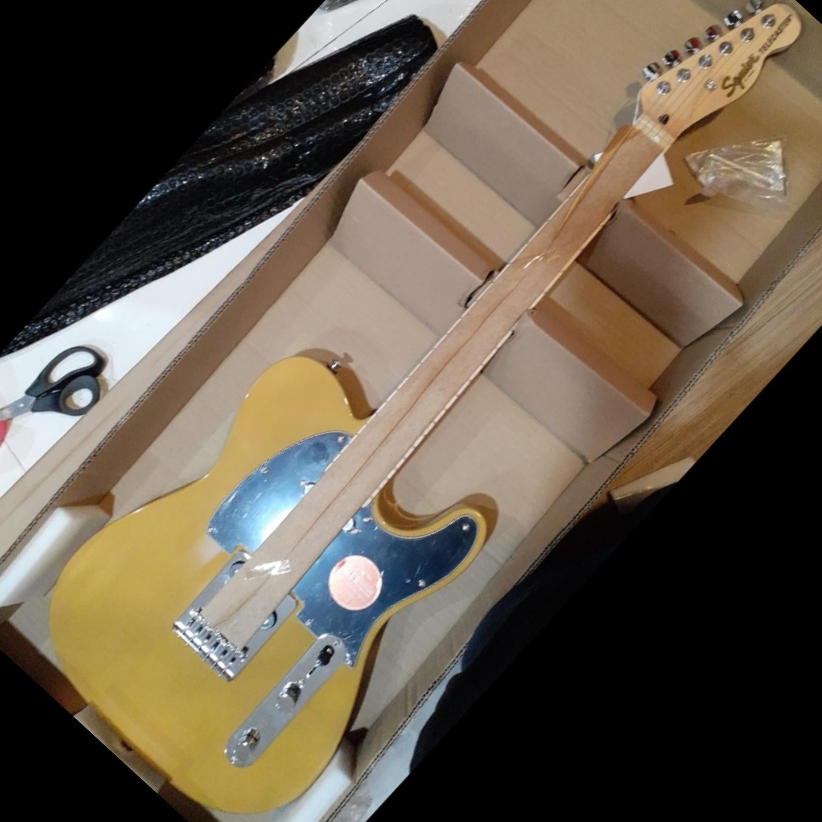 Squier Affinity Telecaster Electric Guitar, Maple FB - Gitar Elektrik