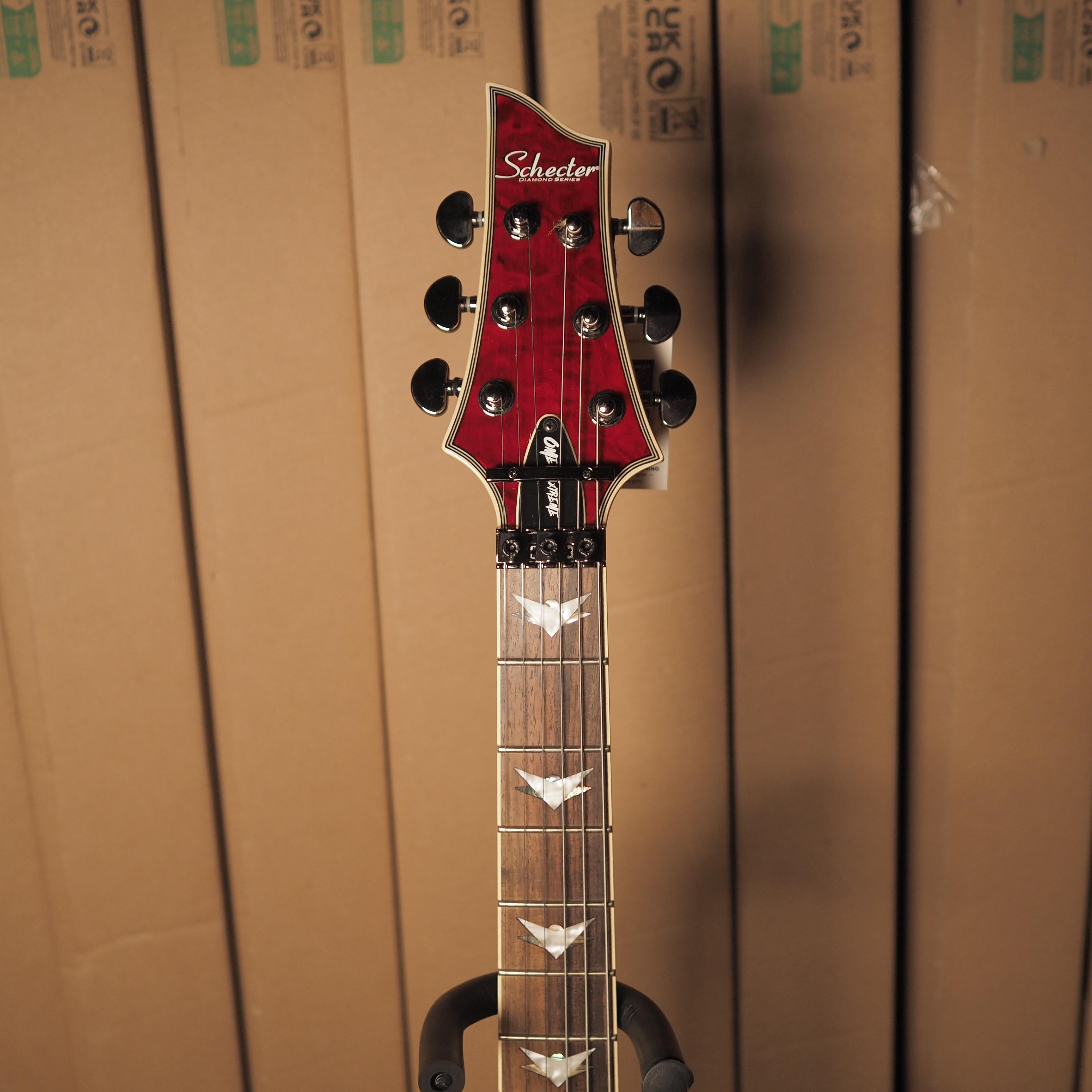 Schecter Omen Extreme 6 Floyd Rose FR Left Handed Electric Guitar | Gitar Elektrik Kidal